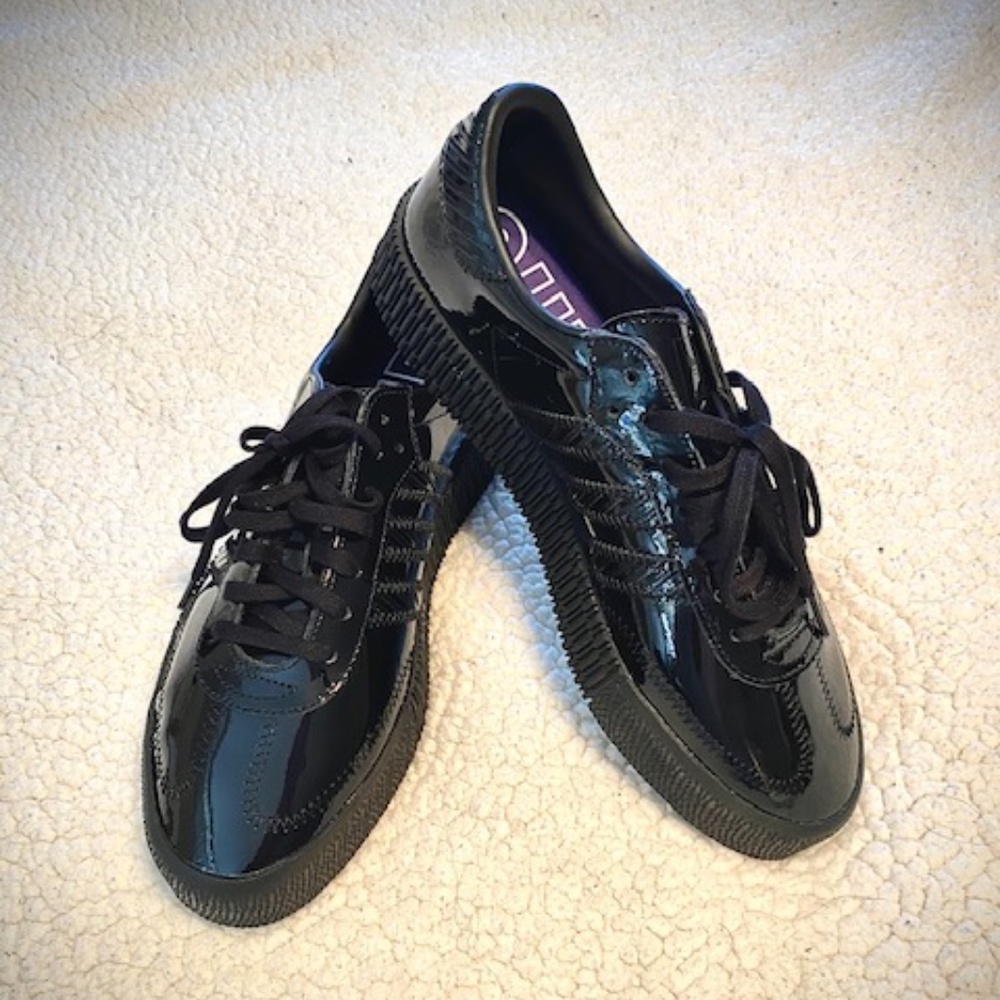 Sambarosa Black Patent Leather with Purple Insoles
